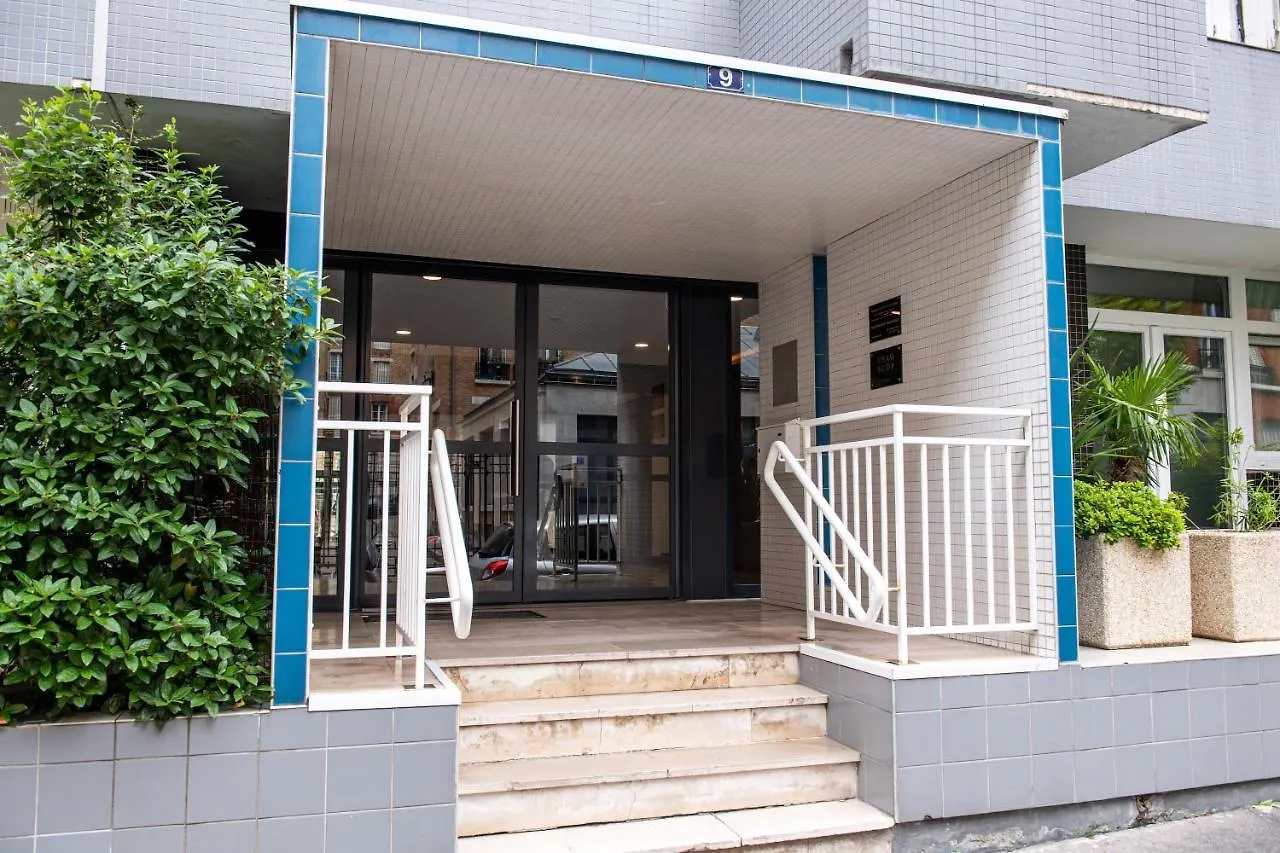 New - Appt Style Le Corbusier Avec Balcon - 8 Pers Διαμέρισμα *